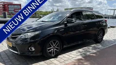 Zwart Gebruikt 2014 Toyota Auris Touring Sports Stationwagen | € 11.950 (Goede deal)