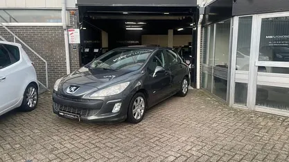 Occasion 2011 Peugeot 308 Hatchback | € 1.999 (Goede deal)
