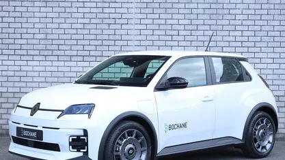 Wit Gebruikt 2025 Renault R5 Evolution Hatchback | € 25.695 (Super prijs)