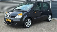 Zwart Gebruikt 2005 Renault Modus Luxe MPV | € 2.499 (Eerlijke prijs)