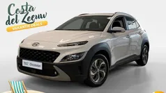 Atlas white (saw) Gebruikt 2022 Hyundai Kona Comfort SUV | € 25.850 (Eerlijke prijs)