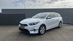 Gebruikt 2023 Kia Ceed Hatchback | € 23.945 (Eerlijke prijs)