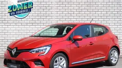 Rood Gebruikt 2020 Renault Clio V Zen Hatchback | € 14.040 (Eerlijke prijs)