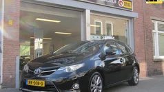 Zwart Gebruikt 2013 Toyota Auris Hybrid Hatchback | € 11.950 (Eerlijke prijs)