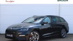 Zwart Gebruikt 2021 Skoda Octavia Business Line Stationwagen | € 28.950 (Eerlijke prijs)