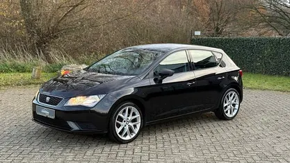 Zwart Gebruikt 2013 Seat Leon FR Hatchback | € 8.450 (Eerlijke prijs)