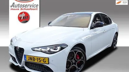 Wit Gebruikt 2024 Alfa Romeo Giulia Veloce Sedan | € 49.950 (Eerlijke prijs)