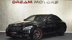 Zwart Gebruikt 2016 Mercedes S63 AMG AMG Sedan | € 42.950 (Eerlijke prijs)