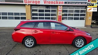 Occasion 2015 Toyota Auris Touring Sports Stationwagen | € 15.450 (Eerlijke prijs)