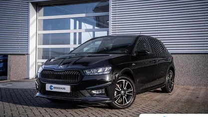 Zwart Occasion 2024 Skoda Fabia Monte Carlo Hatchback | € 25.895 (Eerlijke prijs)