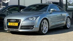 Grijs, metallic lak Gebruikt 2006 Audi TT Coupé | € 9.888 (Eerlijke prijs)