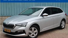 Grijs Gebruikt 2021 Skoda Scala Hatchback | € 18.425 (Eerlijke prijs)
