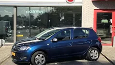 Blauw Gebruikt 2016 Dacia Sandero Anniversary Hatchback | € 8.250 (Eerlijke prijs)