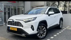 Wit Gebruikt 2022 Toyota RAV4 Hybrid Executive SUV | € 44.900 (Eerlijke prijs)