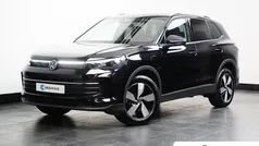 Zwart Gebruikt 2024 VW Tiguan Life SUV | € 45.795 (Eerlijke prijs)