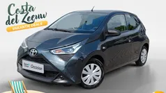 Grijs Gebruikt 2021 Toyota Aygo Hatchback | € 10.940 (Eerlijke prijs)