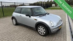 Gebruikt 2004 Mini ONE Hatchback | € 1.099 (Eerlijke prijs)