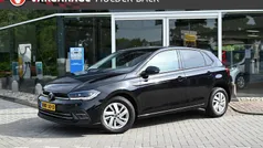 Zwart Gebruikt 2024 VW Polo Style Hatchback | € 26.685 (Eerlijke prijs)