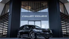 Zwart Gebruikt 2022 BMW 530 M Sport Stationwagen | € 49.995 (Eerlijke prijs)