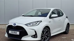 Gebruikt 2020 Toyota Yaris Hybrid Hatchback | € 19.400 (Eerlijke prijs)