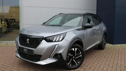 Grijs Gebruikt 2021 Peugeot 2008 GT SUV | € 19.900 (Eerlijke prijs)