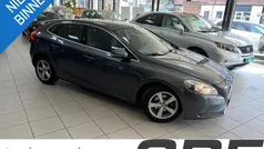 Gebruikt 2013 Volvo V40 R-Design Stationwagen | € 6.750 (Goede deal)