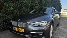 Grijs Gebruikt 2018 BMW 318 Luxury Line Stationwagen | € 16.950 (Eerlijke prijs)