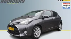 Gebruikt 2015 Toyota Yaris Hybrid Hatchback | € 12.250 (Eerlijke prijs)