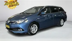 Blauw Gebruikt 2015 Toyota Auris Hybrid Stationwagen | € 14.945 (Eerlijke prijs)