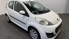 Wit Gebruikt 2012 Peugeot 107 Active Hatchback | € 4.450 (Eerlijke prijs)