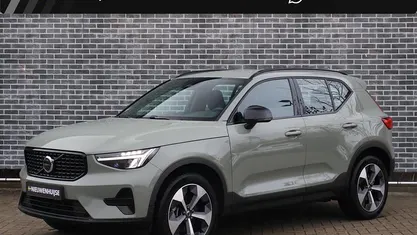 Gebruikt 2025 Volvo XC40 Plus SUV | € 43.894 (Eerlijke prijs)