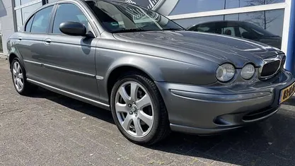 Grijs Occasion 2005 Jaguar X-type Sedan | € 1.750 (Goede deal)
