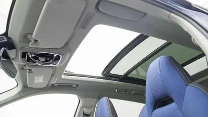 Blauw Gebruikt 2023 Lynk & Co 01 SUV | € 25.950 (Eerlijke prijs)