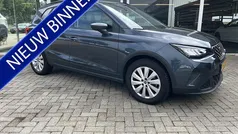 Grijs Gebruikt 2022 Seat Arona Business SUV | € 15.950 (Eerlijke prijs)