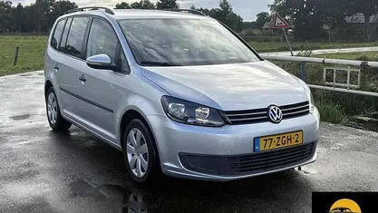 Grijs Gebruikt 2012 VW Touran Trendline MPV | € 7.750 (Eerlijke prijs)