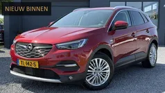 Rood Gebruikt 2018 Opel Grandland X Innovation SUV | € 13.443 (Eerlijke prijs)