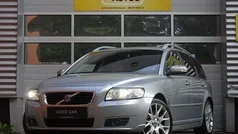 Grijs, metallic lak Gebruikt 2007 Volvo V50 Summum Stationwagen | € 8.950 (Eerlijke prijs)