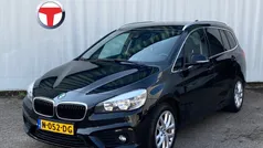 Zwart Gebruikt 2016 BMW 220 Advantage Stationwagen | € 14.995 (Eerlijke prijs)