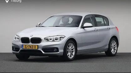 Occasion BMW 118 Sport Line 136 PK (100 kW) 2019 Grijs Hatchback