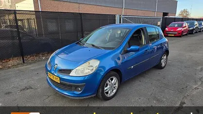 Occasion 2006 Renault Clio II Exception Hatchback | € 1.499 (Eerlijke prijs)