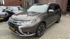 Bruin Gebruikt 2015 Mitsubishi Outlander Instyle SUV | € 12.400 (Eerlijke prijs)
