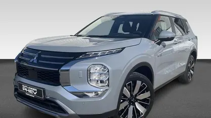 Nieuw Mitsubishi Outlander Edition 136 PK (100 kW) 2025 Grijs SUV
