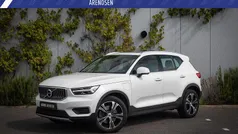 Wit Gebruikt 2022 Volvo XC40 Inscription SUV | € 35.694 (Eerlijke prijs)