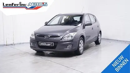 Occasion Hyundai i30 Dynamiq 123 PK (90 kW) 2007 Grijs Hatchback