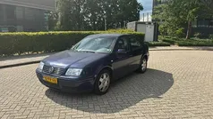 Blauw Gebruikt 2000 VW Bora Highline Sedan | € 1.199 (Eerlijke prijs)