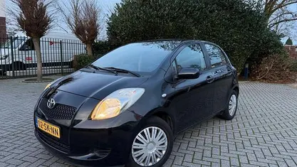 Gebruikt 2006 Toyota Yaris Sol Hatchback | € 2.450 (Goede deal)