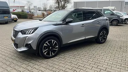 Grijs Gebruikt 2020 Peugeot e-2008 GTi SUV | € 17.945 (Eerlijke prijs)