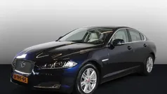 Blauw Gebruikt 2014 Jaguar XF Sedan | € 11.945 (Eerlijke prijs)