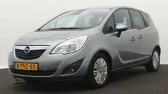 Grijs Gebruikt 2014 Opel Meriva Cosmo MPV | € 8.395 (Eerlijke prijs)