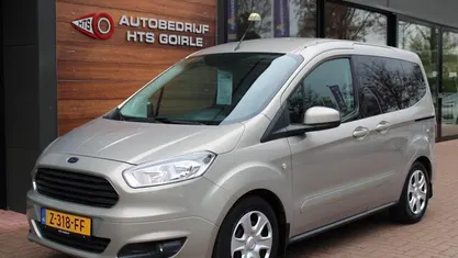 Occasion Ford Tourneo Courier Titanium 101 PK (74 kW) 2015 Grijs MPV